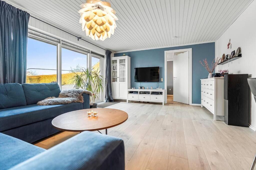 Nice And Cozy Family House At Billund Center Eksteriør billede